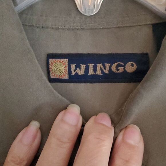 Men's dress shirt, button up,  matte green sage Very soft flowy like silk XL EUC - Picture 6 of 8